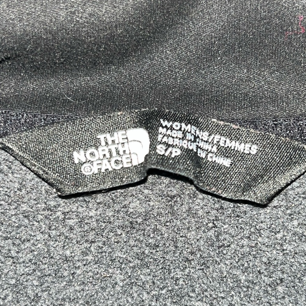 Northface Soft Shell Size Small - image 3